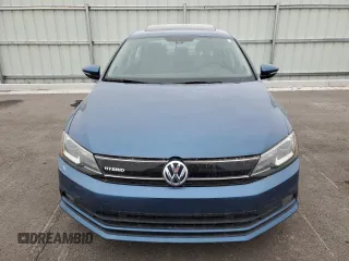 2015 Volkswagen Jetta Sedan Hybrid SEL Premium with VIN 3VW637AJ3FM321602, listed as a Copart auction lot 43653935 with 101,072 mi miles and Clean Title. Bid and sale history available at carsss.com. Image 5.