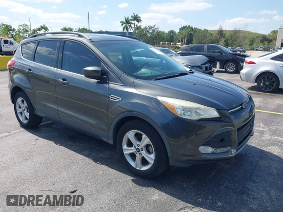 2016 Ford Escape SE with VIN 1FMCU0GXXGUB66870, listed as a IAAI auction lot 42219454 with 116,158 mi miles and . Bid and sale history available at carsss.com. Image 1.