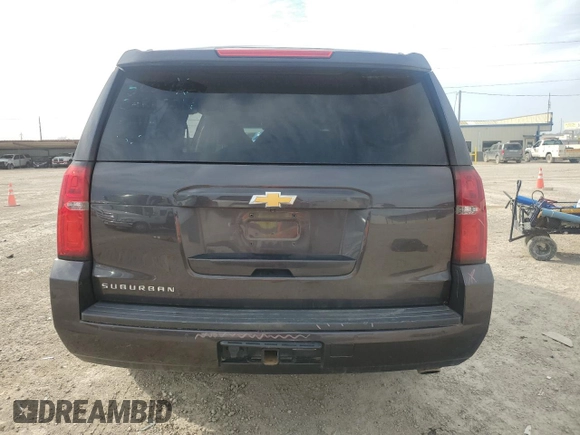 2017 Chevrolet Suburban LT z VIN 1GNSKHKC8HR332582, wystawiony jako Copart lot #47653135 z przebiegiem 189 558 mil mil oraz Szkoda całkowita • Salvage title. Historia ofert i sprzedaży dostępna na DreamBid. Obrazek 6.