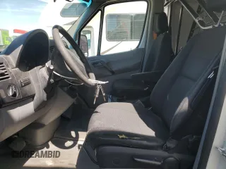 2014 Mercedes-Benz Sprinter with VIN WD3PE8DE2E5826891, listed as a Copart auction lot 54057315 with 193,177 mi miles and Clean Title. Bid and sale history available at DreamBid. Image 7.