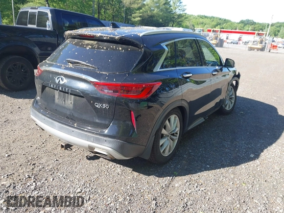 2019 Infiniti QX50 Essential z VIN 3PCAJ5M32KF123757, wystawiony jako IAAI lot #42274581 z przebiegiem 113 849 mil mil oraz . Historia ofert i sprzedaży dostępna na DreamBid. Obrazek 4.