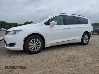 2017 Chrysler Pacifica Touring L with VIN 2C4RC1BG2HR734557, listed as a Copart auction lot 53630065 with 147,955 mi miles and Salvage Title. Bid and sale history available at DreamBid. Image 1.