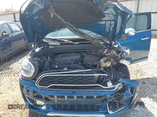 2018 MINI Countryman Cooper S with VIN WMZYT5C30J3E60548, listed as a IAAI auction lot 41890016 with 75,769 mi miles and . Bid and sale history available at DreamBid. Image 10.