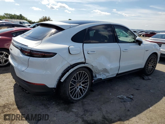 2023 Porsche Cayenne E-Hybrid z VIN WP1BE2AY0PDA28263, wystawiony jako Copart lot #67593303 z przebiegiem 6 944 mil mil oraz . Historia ofert i sprzedaży dostępna na DreamBid. Obrazek 3.