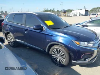 2020 Mitsubishi Outlander SE z VIN JA4AD3A36LZ020105, wystawiony jako IAAI lot #41835195 z przebiegiem 73 402 mil mil oraz . Historia ofert i sprzedaży dostępna na DreamBid. Obrazek 13.