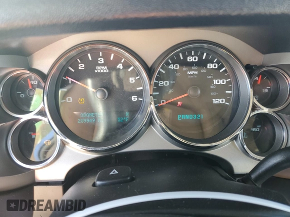 2010 Chevrolet Silverado 1500 LT with VIN 3GCRCSEA2AG186231, listed as a Copart auction lot 41537425 with 209,949 mi miles and Salvage Title. Bid and sale history available at DreamBid. Image 9.