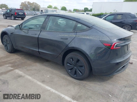 2025 Tesla Model 3 Long Range with VIN 5YJ3E1EA5SF890621, listed as a IAAI auction lot 41924915 with 6,528 mi miles and . Bid and sale history available at DreamBid. Image 3.