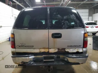 2002 Chevrolet Suburban LT with VIN 1GNFK16Z12J125447, listed as a Copart auction lot 52516305 with 306,705 mi miles and Clean Title. Bid and sale history available at carsss.com. Image 6.