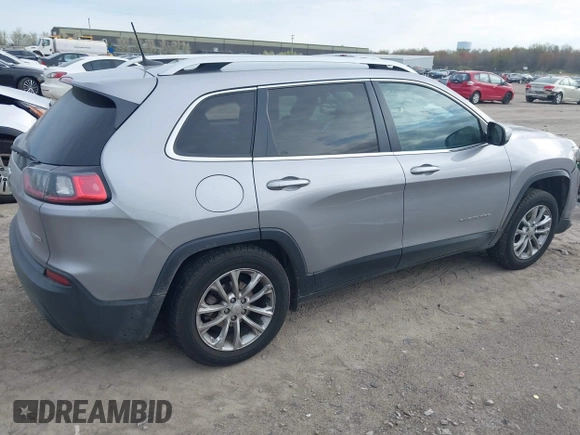 2019 Jeep Cherokee Latitude with VIN 1C4PJLCB6KD159997, listed as a IAAI auction lot 42102904 with 72,064 mi miles and . Bid and sale history available at carsss.com. Image 13.