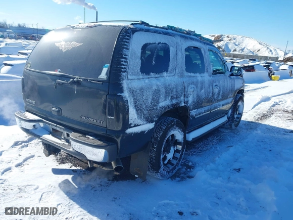 2002 Chevrolet Tahoe LT with VIN 1GNEK13Z62J281810, listed as a IAAI auction lot 41373655 with 161,157 mi miles. Bid and sale history available at carsss.com. Image 4.