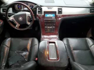 2013 Cadillac Escalade Luxury with VIN 1GYS4BEF8DR179003, listed as a Copart auction lot 84291634 with 130,706 mi miles and Clean Title. Bid and sale history available at carsss.com. Image 8.