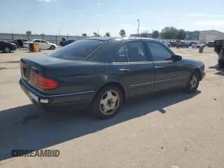 1997 Mercedes-Benz E-Class with VIN WDBJF72F1VA281996, listed as a Copart auction lot 81873634 with 207,175 mi miles and Non Repairable. Bid and sale history available at carsss.com. Image 3.
