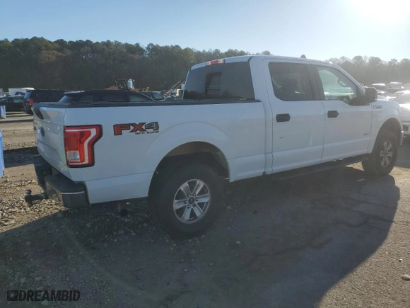 2015 Ford F-150 XLT w/HD Payload Pkg with VIN 1FTFW1EG1FKD03354, listed as a Copart auction lot 87190684 with 185,579 mi miles and Salvage Title. Bid and sale history available at carsss.com. Image 3.