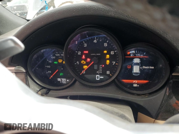 2018 Porsche Macan with VIN WP1AA2A50JLB06065, listed as a Copart auction lot 51371685 with 86,789 mi miles and Salvage Title. Bid and sale history available at DreamBid. Image 9.