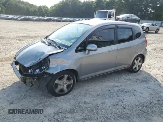 2008 Honda Fit z VIN JHMGD38468S018402, wystawiony jako Copart lot #65961314 z przebiegiem 99 093 mil mil oraz Czysty tytuł • Clean title. Historia ofert i sprzedaży dostępna na DreamBid. Obrazek 1.