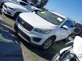 2017 Kia Sorento LX z VIN 5XYPGDA30HG315882, wystawiony jako IAAI lot #41801283 z przebiegiem 165 950 mil mil oraz . Historia ofert i sprzedaży dostępna na DreamBid. Obrazek 18.