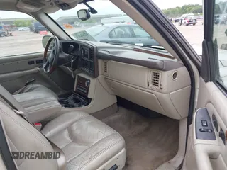 2004 Cadillac Escalade z VIN 1GYEK63N04R207168, wystawiony jako IAAI lot #42348203 z przebiegiem 251 847 mil mil oraz . Historia ofert i sprzedaży dostępna na DreamBid. Obrazek 5.