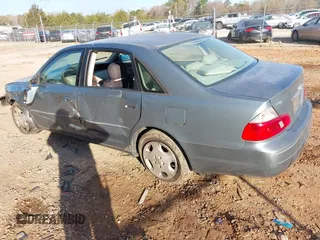 2004 Toyota Avalon XL with VIN 4T1BF28B44U375103, listed as a IAAI auction lot 41903924 with 329,027 mi miles and . Bid and sale history available at carsss.com. Image 3.