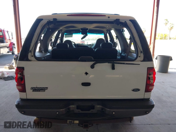 2000 Ford Expedition Special Service with VIN 1FMFU16L9YLC21365, listed as a IAAI auction lot 42544774 with 180,117 mi miles and . Bid and sale history available at DreamBid. Image 16.