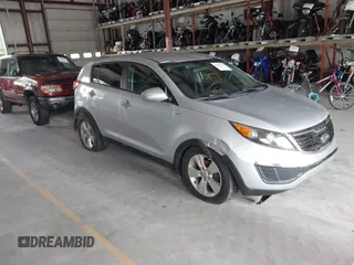 2012 Kia Sportage LX z VIN KNDPBCA21C7190946, wystawiony jako IAAI lot #42807764 z przebiegiem 182 132 mil mil oraz . Historia ofert i sprzedaży dostępna na DreamBid. Obrazek 1.