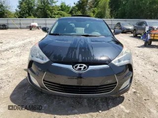 2013 Hyundai Veloster w/Black Int with VIN KMHTC6AD3DU171389, listed as a Copart auction lot 57343135 with 80,572 mi miles and Salvage title. Bid and sale history available at DreamBid. Image 5.