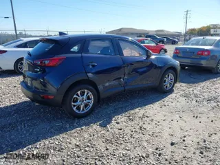 2019 Mazda CX-3 Sport with VIN JM1DKDB72K0442679, listed as a IAAI auction lot 40627177 with 59,389 mi miles. Bid and sale history available at carsss.com. Image 4.