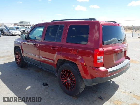 2015 Jeep Patriot Latitude with VIN 1C4NJPFBXFD107692, listed as a IAAI auction lot 41780429 with 178,647 mi miles and . Bid and sale history available at DreamBid. Image 3.