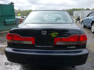 2002 Honda Accord SE с VIN 1HGCG56762A011464, выставлен на аукционе IAAI как лот 41956225 с пробегом 209 307 миль миль и . История ставок и продаж доступна на DreamBid. Изображение 16.