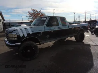 1996 Ford F-250 with VIN 1FTHX26F9TEB37631, listed as a Copart auction lot 79043774 with 249,715 mi miles and Salvage Title. Bid and sale history available at carsss.com. Image 1.