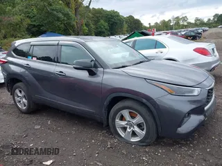 2021 Toyota Highlander L z VIN 5TDCZRBH6MS528171, wystawiony jako IAAI lot #40330366 z przebiegiem 75 297 mil mil oraz . Historia ofert i sprzedaży dostępna na DreamBid. Obrazek 13.