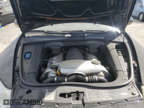 2006 Porsche Cayenne Turbo с VIN WP1AC29P56LA90811, выставлен на аукционе Copart как лот 75862554 с пробегом 150 622 миль миль и Списание • Salvage title. История ставок и продаж доступна на DreamBid. Изображение 12.