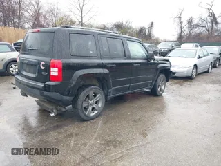 2017 Jeep Patriot Sport with VIN 1C4NJPBA1HD208653, listed as a IAAI auction lot 41864826 with 77,196 mi miles. Bid and sale history available at carsss.com. Image 4.