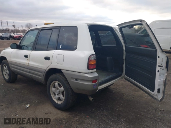 1998 Toyota RAV4 with VIN JT3GP10V9W7031439, listed as a IAAI auction lot 41489043 with 127,726 mi miles and . Bid and sale history available at DreamBid. Image 3.