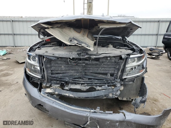 2020 Chevrolet Suburban Premier with VIN 1GNSKJKC8LR229551, listed as a Copart auction lot 43632235 with 109,020 mi miles and Salvage Title. Bid and sale history available at carsss.com. Image 5.
