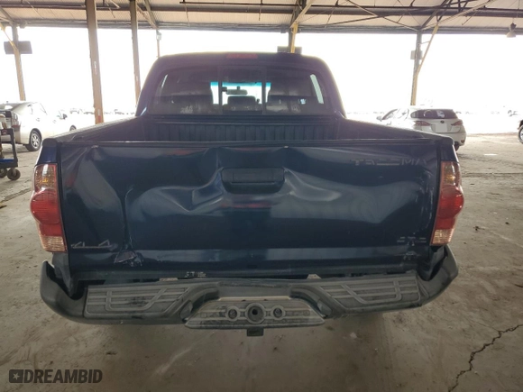 2007 Toyota Tacoma with VIN 3TMLU42N67M009102, listed as a Copart auction lot 51310595 with 199,125 mi miles and Salvage Title. Bid and sale history available at carsss.com. Image 6.
