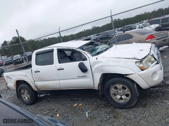 2007 Toyota Tacoma PreRunner with VIN 3TMJU62NX7M042753, listed as a IAAI auction lot 41754130 with NaN miles. Bid and sale history available at carsss.com. Image 13.