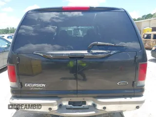 2002 Ford Excursion Limited с VIN 1FMNU42S92EB65675, выставлен на аукционе IAAI как лот 42503068 с пробегом 250 942 миль миль и . История ставок и продаж доступна на DreamBid. Изображение 19.