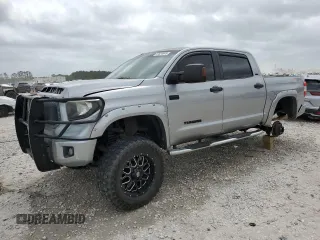 2016 Toyota Tundra SR5 z VIN 5TFDW5F17GX559222, wystawiony jako Copart lot #51624645 z przebiegiem Nie podano mil oraz Szkoda całkowita • Salvage title. Historia ofert i sprzedaży dostępna na DreamBid. Obrazek 1.