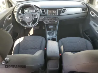 2019 Kia Niro LX with VIN KNDCB3LC9K5349145, listed as a Copart auction lot 44247095 with 94,258 mi miles and Salvage Title. Bid and sale history available at carsss.com. Image 8.