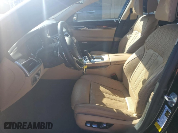 2018 BMW 7 Series 740i with VIN WBA7E2C53JG743115, listed as a Copart auction lot 73362103 with 57,789 mi miles. Bid and sale history available at carsss.com. Image 7.