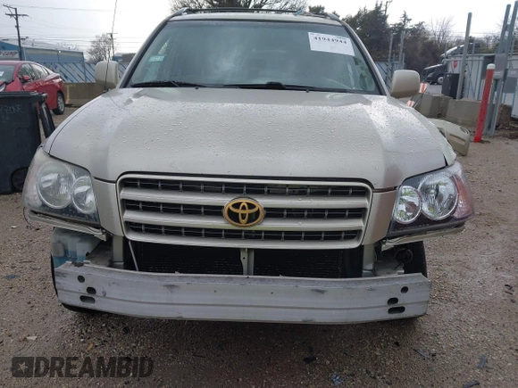 2002 Toyota Highlander z VIN JTEGD21A920030182, wystawiony jako IAAI lot #41944944 z przebiegiem 214 460 mil mil oraz . Historia ofert i sprzedaży dostępna na DreamBid. Obrazek 13.