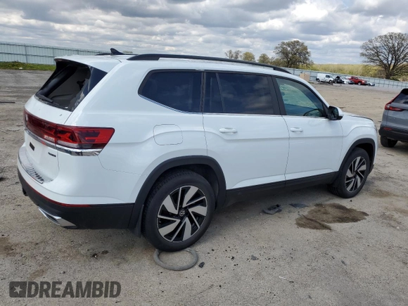 2024 Volkswagen Atlas SE with VIN 1V2KR2CA0RC551778, listed as a Copart auction lot 55583095 with 10,854 mi miles and Salvage title. Bid and sale history available at DreamBid. Image 3.