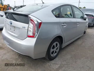 2015 Toyota Prius Four with VIN JTDKN3DU3F0413662, listed as a IAAI auction lot 42126540 with 34,252 mi miles. Bid and sale history available at carsss.com. Image 4.