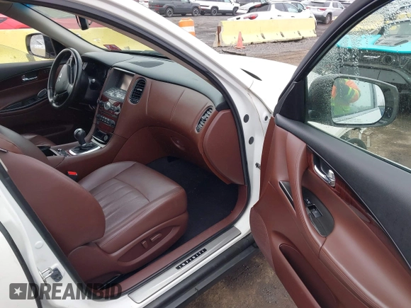 2017 Infiniti QX50 with VIN JN1BJ0RR9HM408706, listed as a IAAI auction lot 41821630 with 69,693 mi miles and . Bid and sale history available at DreamBid. Image 5.