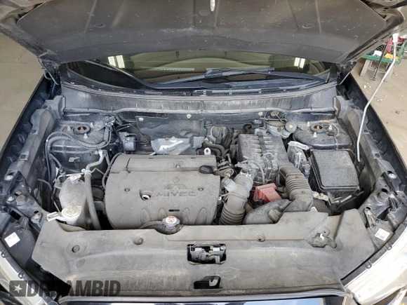 2019 Mitsubishi Outlander ES z VIN JA4AR3AU6KU005531, wystawiony jako Copart lot #54081945 z przebiegiem 108 599 mil mil oraz Tytuł czysty. Historia ofert i sprzedaży dostępna na DreamBid. Obrazek 12.