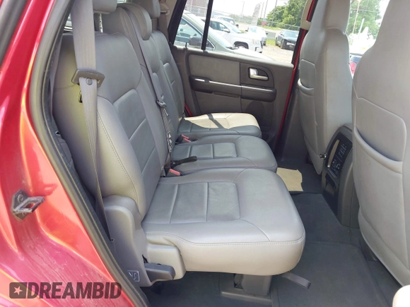 2003 Ford Expedition Special Service with VIN 1FMPU16L73LC13942, listed as a IAAI auction lot 42447576 with 411,704 mi miles and . Bid and sale history available at DreamBid. Image 8.