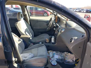 2007 Saturn ION ION 3 z VIN 1G8AL55F67Z141189, wystawiony jako IAAI lot #41230296 z przebiegiem 177 903 mil mil oraz . Historia ofert i sprzedaży dostępna na DreamBid. Obrazek 5.