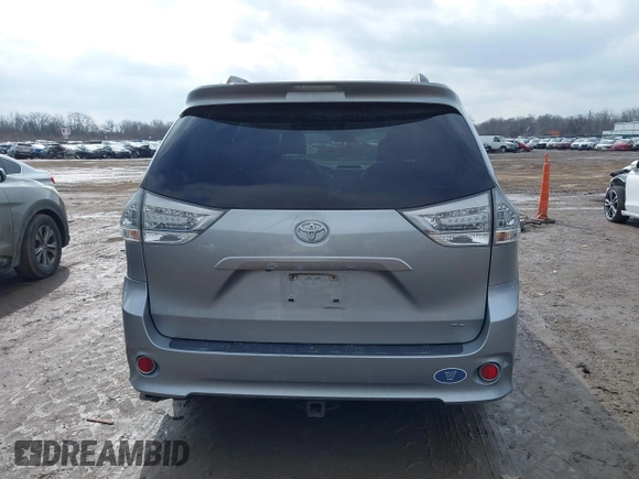 2011 Toyota Sienna SE with VIN 5TDXK3DC1BS096963, listed as a IAAI auction lot 41676328 with 168,436 mi miles. Bid and sale history available at carsss.com. Image 16.