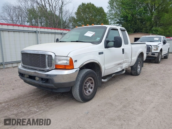 2001 Ford Super Duty F-250 XL with VIN 1FTNX21LX1EA76318, listed as a IAAI auction lot 41878833 with 191,897 mi miles. Bid and sale history available at carsss.com. Image 2.