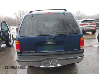 2000 Ford Explorer XLT z VIN 1FMZU73X0YZC01123, wystawiony jako IAAI lot #41487199 z przebiegiem 143 697 mil mil oraz . Historia ofert i sprzedaży dostępna na DreamBid. Obrazek 16.